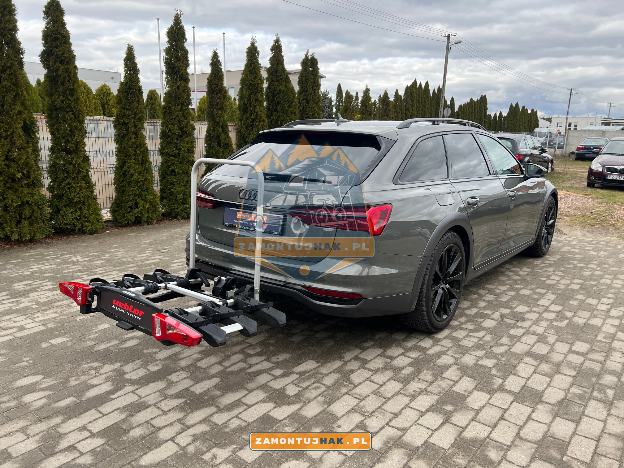 Audi A6 C8 z bagażnikiem rowerowym Uebler i31s - wyjątkowy design i funkcjonalność w jednym